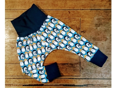Eco Capart Detské nohavice z BIO bavlny - Tučniaci modrí